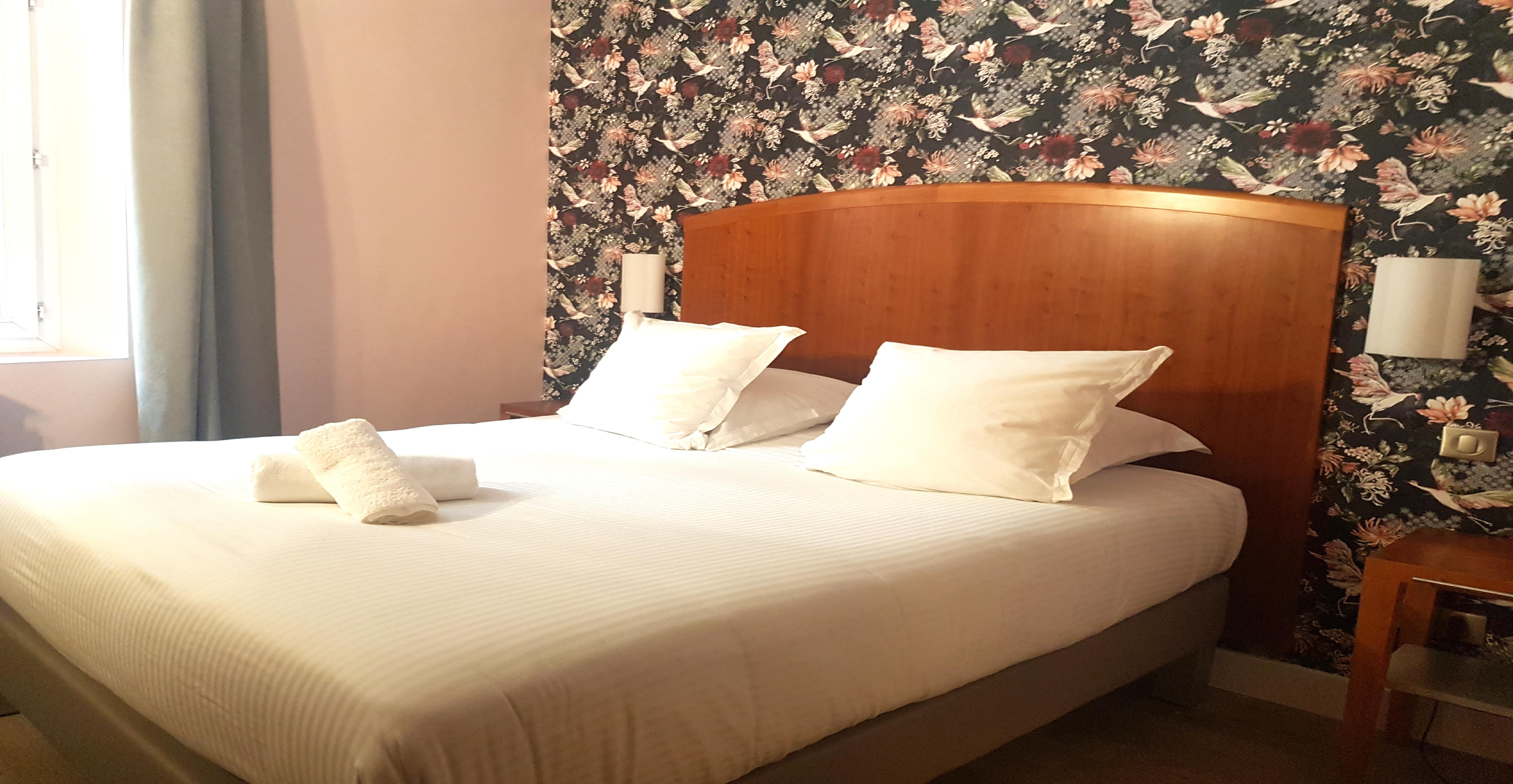 Grand Hotel Dauphine Toulon, Boutique Hotel & Suites Exterior foto