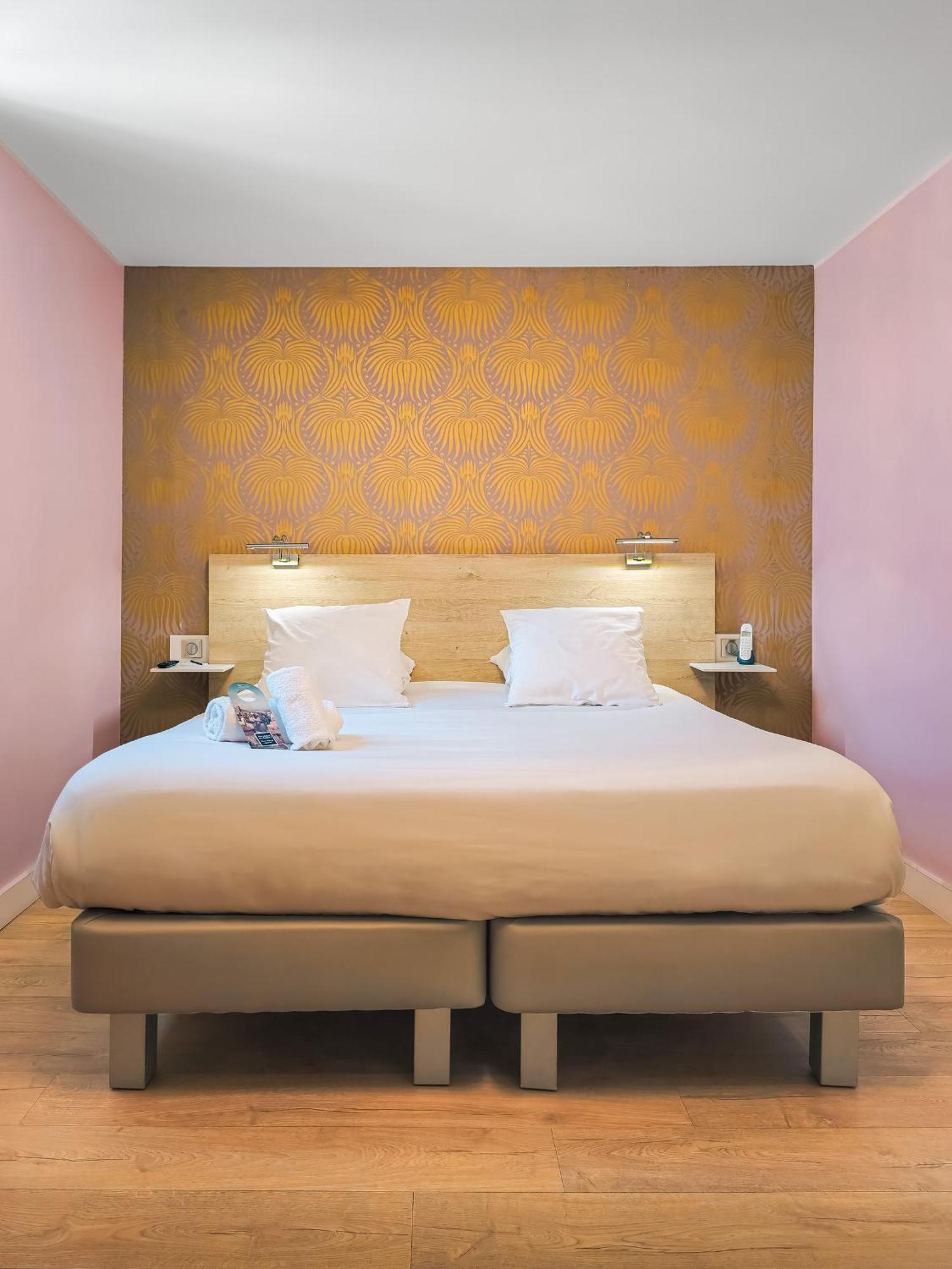 Grand Hotel Dauphine Toulon, Boutique Hotel & Suites Exterior foto